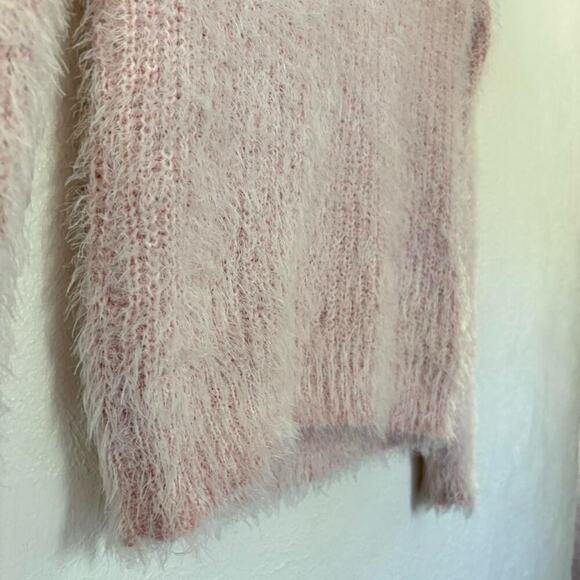 DKNY y2k baby pink silver sequin fuzzy logo sweater M - Picture 4 of 8